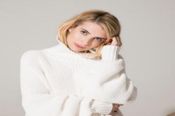 Emma Roberts welcomes her first child