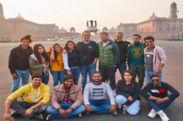 Aanand L. Rai wraps up Atrangi Re shoot in Delhi.