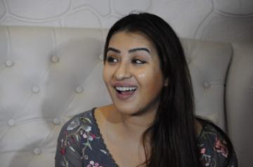 Mumbai: Actress Shilpa Shinde during the press conference in Mumbai on March 25, 2017. (Photo: IANS)