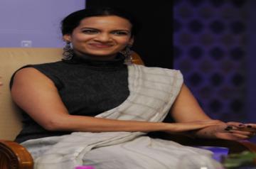 Kolkata: Sitar player and singer Anoushka Shankar during the promotion of restored Indian silent film 'Shiraz: A Romance of India' in Kolkata on Nov 2, 2017. (Photo: IANS)