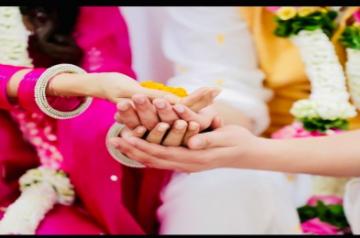 Writers Kanika Dhillon and Himanshu Sharma tie the knot (Photo Credit: Instagram)