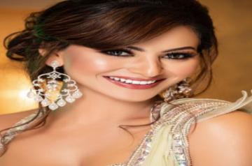 Urvashi Rautela out to recreate Madhubala's magic in 'Ek ladki bheegi bhagi si'