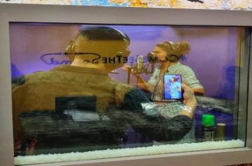 Actress Aahana Kumra is all set to make her podcast debut. She will narrate a story on the audio web series titled MnM Talkies.