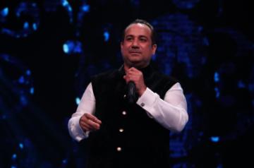 Rahat Fateh Ali Khan overwhelmed as 'Zaroori tha' crosses 1bn views