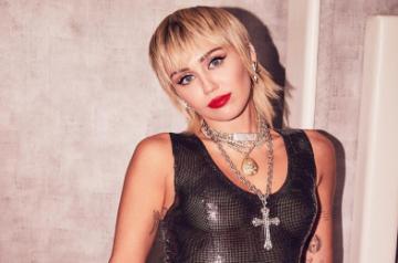 Miley Cyrus finds girls 'way hotter' than men