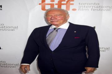 TORONTO, Sept. 13, 2014 (Xinhua) -- Actor Christopher Plummer poses for photos before the premiere of the film "The Forger" at Roy Thompson Hall during the 39th Toronto International Film Festival in Toronto, Canada, Sept. 12, 2014. (Xinhua/Zou Zheng/IANS)