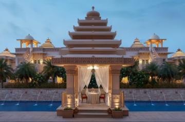 Gazebo Dining Experience, ITC Grand Bharat.