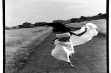 Malaika Arora on Thursday shared her version of the hit German film Run Lola Run, dubbing it Run Malla Run.