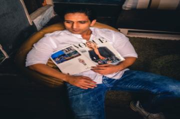 Arslan Goni, who will soon be seen in the web series Main Hero Boll Raha Hoon, says his journey as an actor was inspired by superstar Shah Rukh Khan's act in Dil Se, especially his performance in the film's evergreen track Chhaiya chhaiya