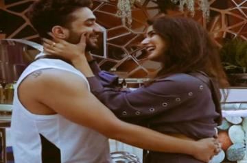 Jasmin Bhasin: Aly Goni is a one man army