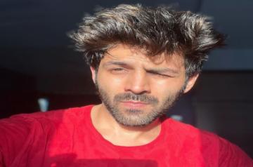 Kartik Aaryan reacts to night curfew in Maharashtra.(photo:Instagram)