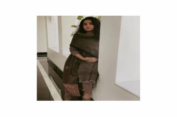 Ashwiny Iyer Tiwari to make OTT debut with web-series 'Faadu'