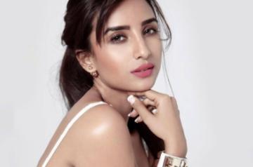 Patralekhaa plays aspiring actress in main hero boll Raha hoon.