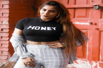 Arshi Khan buys a flat in Mumbai