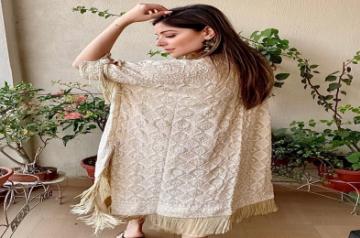 Kanika Kapoor recalls her 'tough time' after testing Covid positive last year.(photo:instagram)