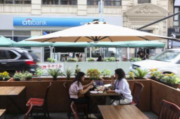 Eating out frequently ups risk of all-cause death: Study. (Xinhua/Wang Ying/IANS)