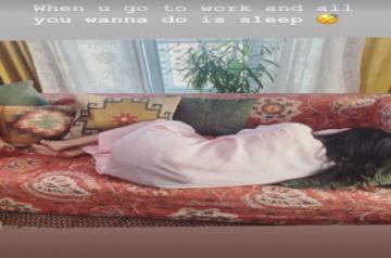 Kirti Kulhari sleeps at work.(photo:Instagram)