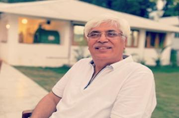 Kritika Kamra wishes dad on Instagram. (credit : kkamra/instagram)