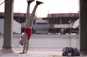 Kartik Aaryan reveals hilarious side effects of Covid-19.