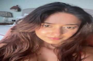 Ileana D'Cruz is a 'sun baby' ( credit : ileana_official/instagram)