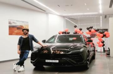 Kartik Aaryan buys swanky Lamborghini worth 4.5cr (Photo: Instagram/IANS)