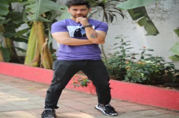 Paras Arora: A good meal is my happy place.(photo:instagram)