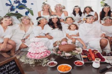 Mom-to-be Lisa Haydon shares baby shower photos(Photo:Instagram)