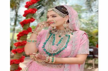 Madalsa Sharma wore a 10-kilo lehenga for wedding scene in 'Anupamaa'
