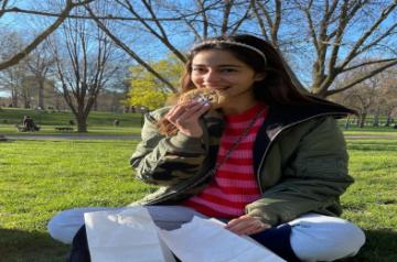 Ananya Panday reveals what makes her 'smile 101'( credit : Ananya Panday/instagram)