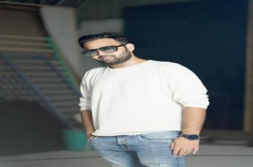 Kaushal Kishore: Patriotic songs can pull us out of any difficult situation.