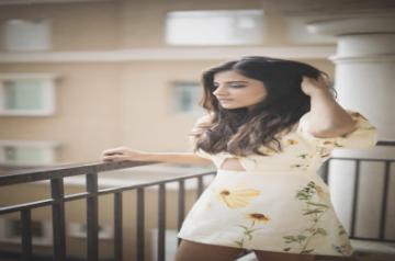 Jasleen Royal.