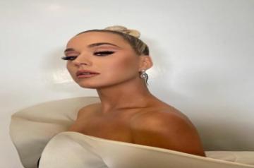 Katy Perry stuns fans with her glam look