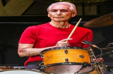 The Rolling Stones resumes tours with emotional tribute to Charlie Watts