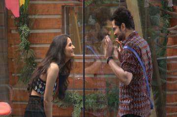 'Bigg Boss OTT' : Raqesh Bapat's niece Isha likes Divya more than Shamita.