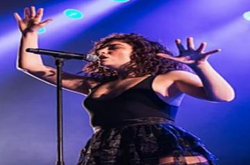 Lorde'a performance at MTV VMA cancelled.