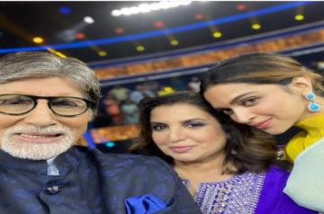 Farah Khan shares selfie with Big B, Deepika