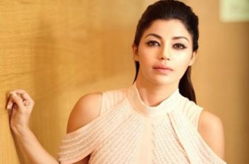 Debina Bonnerjee's prosthetics for 'Shubho Bijoya' will leave you in shock.