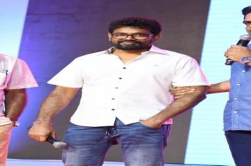 Director Sukumar to rope in Vijay Deverakonda in place of Allu Arjun for 'Arya 3'