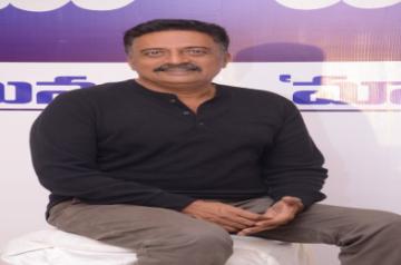 Prakash Raj takes on Vishnu Manchu in direct fight for MAA president