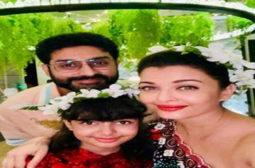 Aishwarya Rai and Abhishek Bachchan.(photo:Instagram)