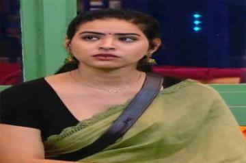 Priyanka Singh-Bigg Boss Telugu 5.