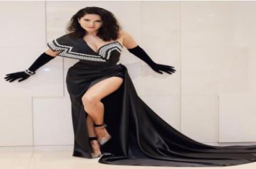 Sunny Leone.