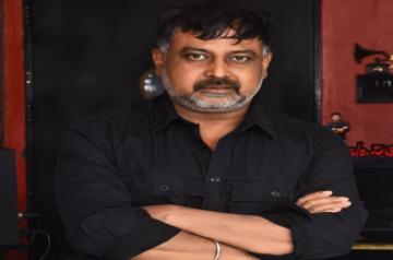 Director Lingusamy announces Tamil Haiku poetry contest.