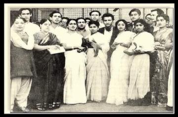 Lata Mangeskar's association with Bengali music industry.