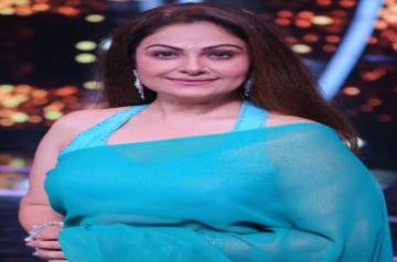 Ayesha Jhulka.