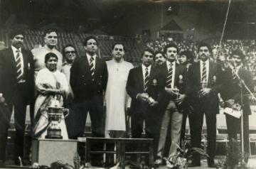 Sharmila Tagore reveals how Lata Mangeshkar raised 20 lakh for 1983 Cup-winning team.(Credit: Kirti Azad twitter)