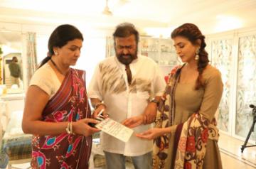 Lakshmi Manchu on her first movie with her father Mohan Babu