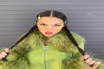 Grammys 2022: Olivia Rodrigo makes debut with enchanting 'Drivers License'.