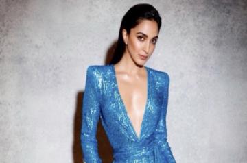 Kiara Advani opted for a sequin jumpsuit to wear to a recent event in Mumbai. She balanced the sparkly factor with dewy make-up and no accessories. An unusual colour for the red carpet, but she owned it.
