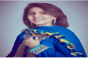 Neetu Kapoor.